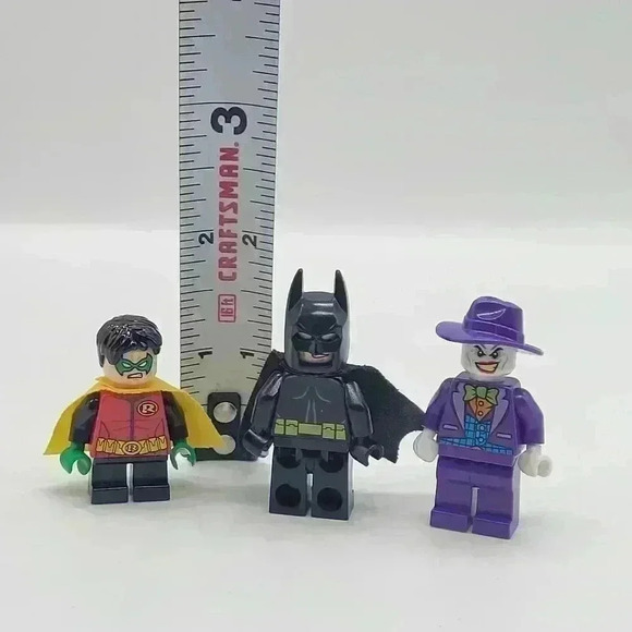 Set of 3 LEGO Superheroes Minifigure Batman Robin Joker 76013 - Picture 2 of 7
